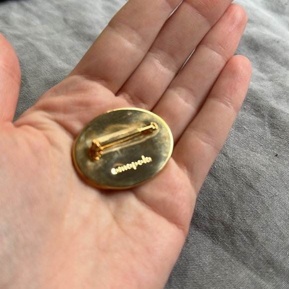 Real Flower pin. - Picture 6 of 7